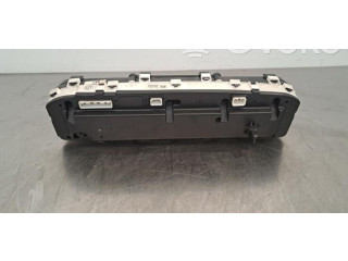 Přístrojová deska Toyota Prius c 2013 8380047840