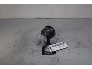 Поршень с шатуном 55263623 Jeep Renegade