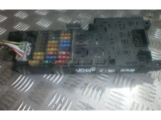 Блок предохранителей  8637841, 518717004   Volvo S80    