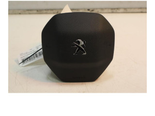 Подушка безопасности водителя 98255207ZD Peugeot 2008 II