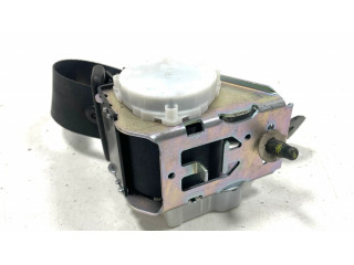 Задний ремень безопасности