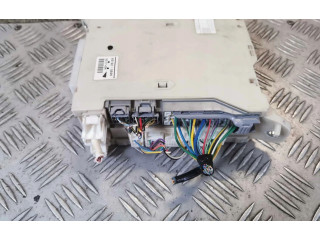   Pojistková skříňka 8273030282   Lexus GS 300 350 430 450H 2009