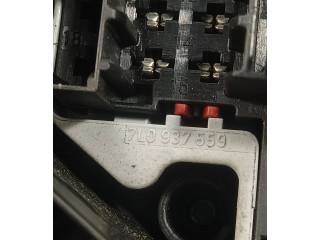   Pojistková skříňka 7L0937559   Audi Q7 4L 2008