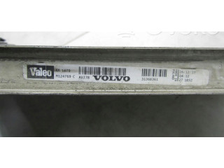 Радиатор охлаждающей жидкости    Volvo XC60  