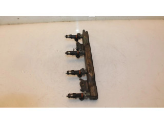 Vstřikovací lišta Nissan Micra C+C CG10DE