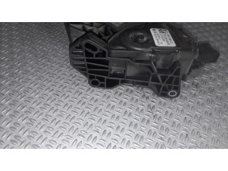 Педаль акселератора