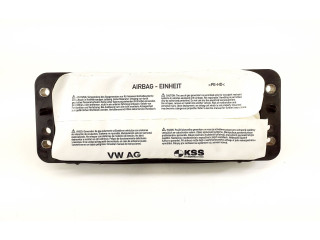 Подушка безопасности пассажира 8V0880204D Skoda Octavia Mk3 (5E)