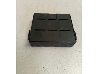   Pojistková skříňka 8921130020   Lexus GS 300 350 430 450H 2007