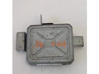 Řídící jednotka GA2A67650, 92F032516   Mazda MX-6 1994