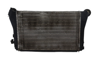 Интеркулер  1K0145803T   Audi A3 S3 A3 Sportback 8P 