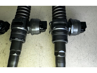 Комплект форсунок 038130073AG, 0414720215    Volkswagen Touran I   