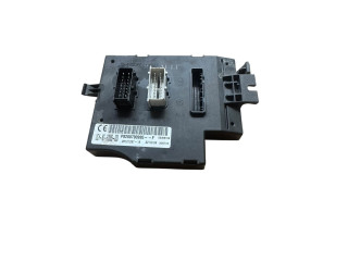 Блок комфорта 8200790995   Renault Trafic II (X83)   