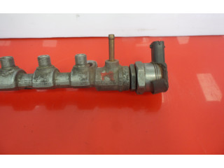 Vstřikovací lišta 0445214177, 107780-0531 Toyota Auris 150