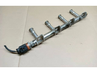 Топливная рампа 06J906051D   Skoda Rapid (NH)   для двигателя CBZB