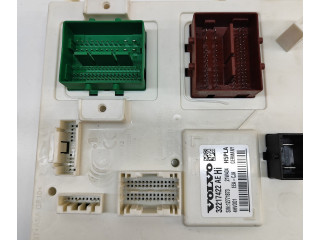 Блок комфорта 32217422 Volvo XC90