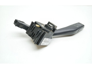 Ручка поворотов/ фонарей 1K0953513E Skoda Octavia Mk2 (1Z)