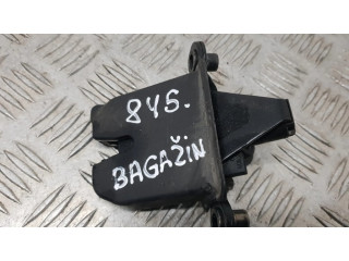 Замок задней крышки