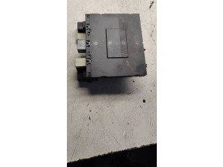 Блок предохранителей 3c0937049e Volkswagen Golf Plus