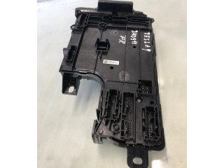 Блок комфорта 1670976000a Tesla Model Y