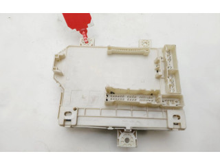 Блок предохранителей MN108319 Mitsubishi Colt