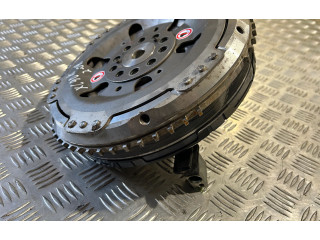 Генератор 31473617 Volvo XC90