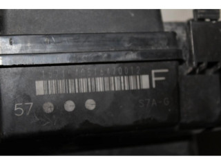   Pojistková skříňka    Honda Stream 2001