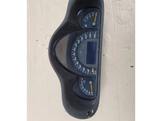 Přístrojová deska Mercedes-Benz C W203 2003 88311323