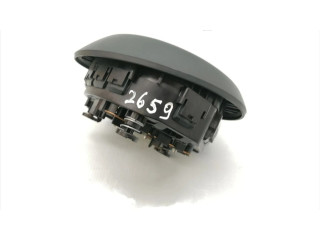 Подушка безопасности водителя 735498411, 61990050C   Ford Ka