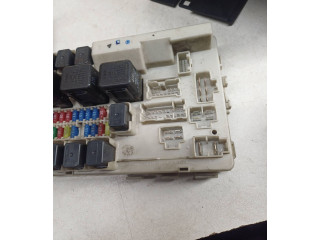 Pojistková skříňka 7154708230, 284B97Y000 Nissan Murano Z50 2006