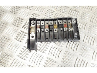 Pojistková skříňka 7H0937550A Volkswagen Transporter - Caravelle T5 2005