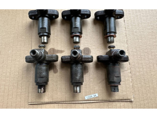 Форсунка 1660050L85, 1660050L25 Nissan Laurel LD28