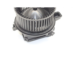 Вентилятор печки 4M2820021 Audi Q5 SQ5