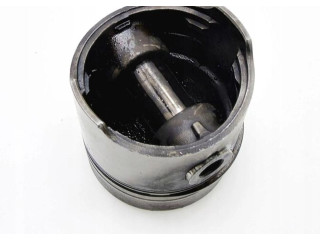 Píst Mercedes-Benz 100 W631