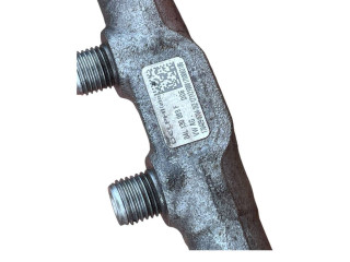 Топливная рампа 04L130764B, 28523501 Skoda Octavia Mk3 (5E)