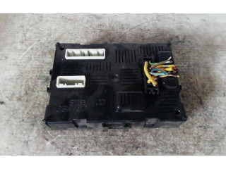 Přístrojová deska Nissan Note (E11) 2006 284B2EM03C, 284B29U01A