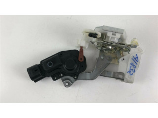 Замок багажника 9136T9, A1832    Peugeot 107 2005-2014 года