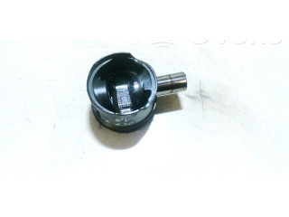  Поршень    Volkswagen Golf III  