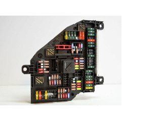 Pojistková skříňka 9252813 BMW 5 F10 F11 2012