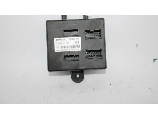 Блок управления двигателя 231A04792R Renault Clio I