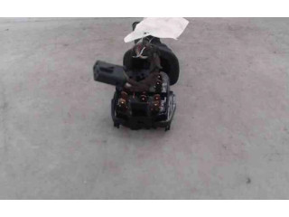 Ручка стеклоочистителей 90413243, 90413243 Opel Zafira A