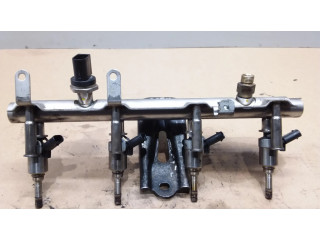 Vstřikovač 06J133317J, 06J906051B   Audi A4 S4 B8 8K  pro benzínový motor 2.0  