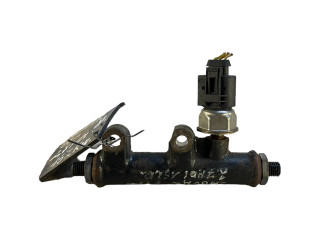 Топливная рампа 4R8Q9C066AD, 5WS40128 Jaguar S-Type 2.7