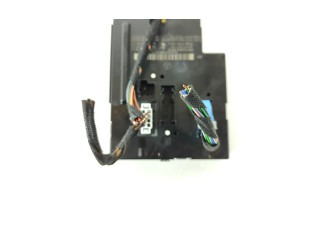 Pojistková skříňka 2049065802, 5DK01102262 Mercedes-Benz GLK (X204) 2015