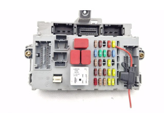 Блок предохранителей 406626   Lancia Delta    