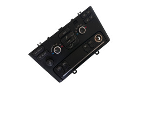 Блок управления климат-контролем 30782329, 07W22E03   Volvo XC90