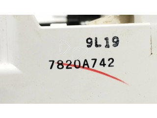 Блок управления климат-контролем 7820A742 Mitsubishi L200