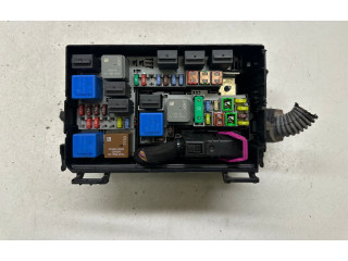 Блок предохранителей    Opel Meriva B    