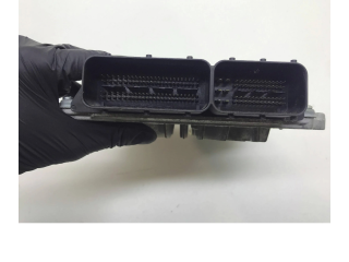 Řídící jednotka 31392982, 1039S76700 Volvo XC60 2015