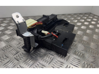 Pojistková skříňka 2049001202, 2045459032 Mercedes-Benz C W204 2009