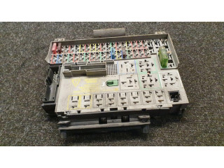 Pojistková skříňka 90589965 Opel Zfira A 2002